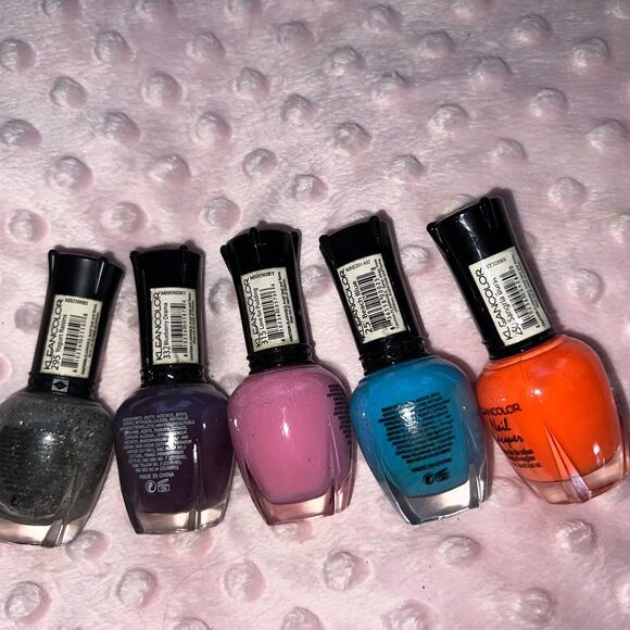 Kleancolor Nail Polish Bundle 5 Bottles Scented - Picture 3 of 3